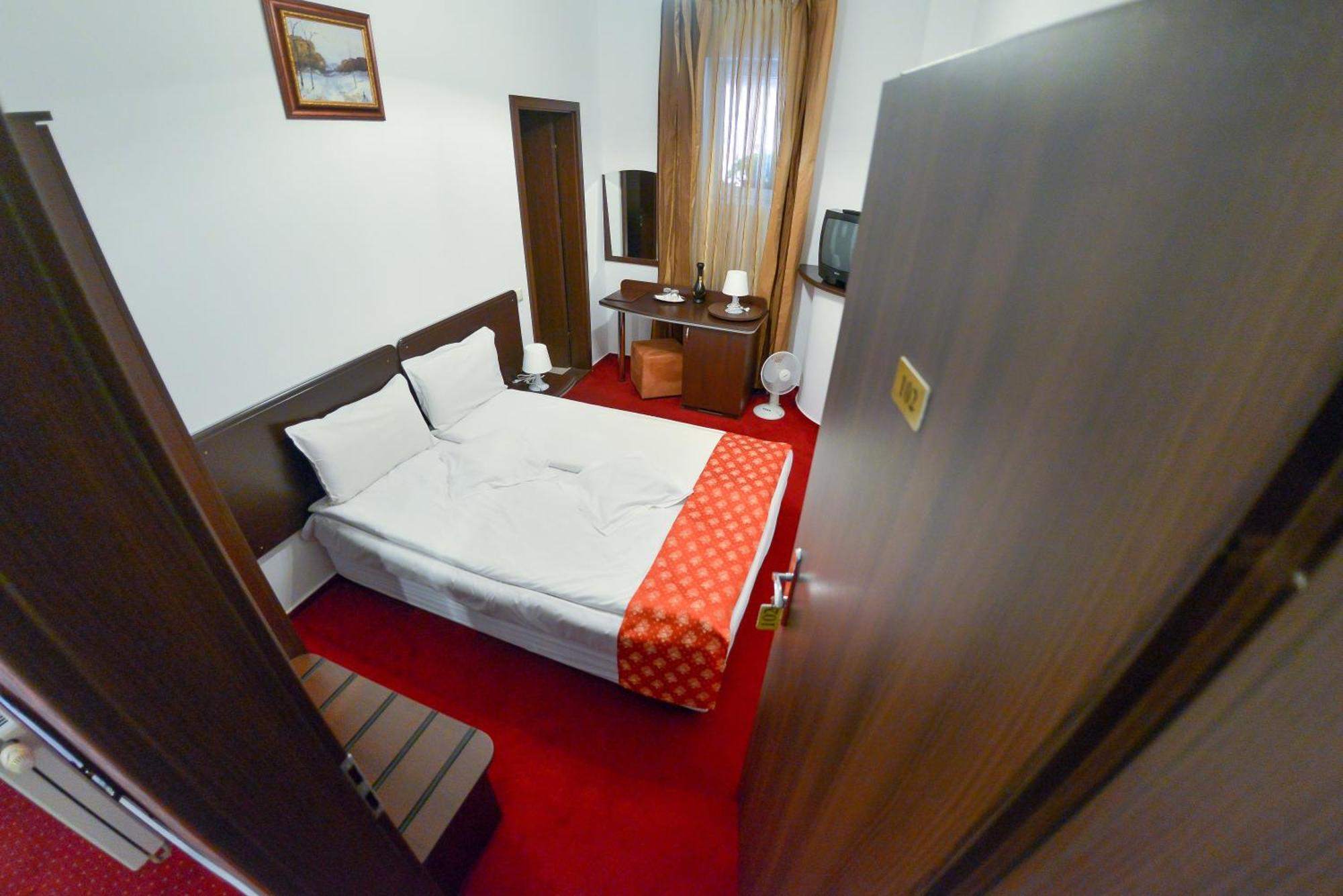 Pension Happy Day - Motorcycle Friendly Sibiu Exterior photo